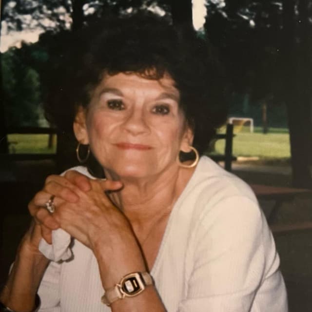Roxa "Roxie" Weese