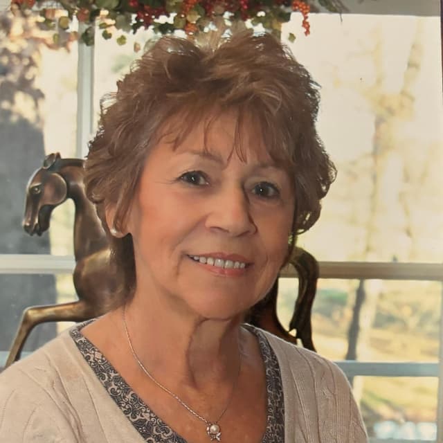 Elizabeth (Betty) DiSciascio