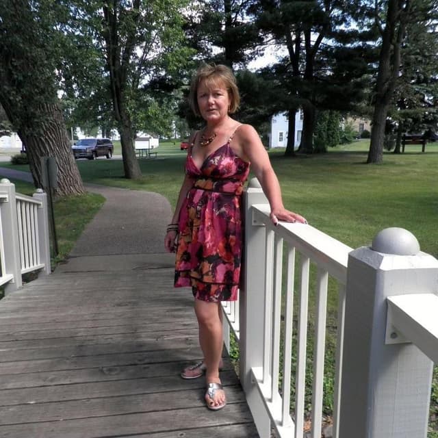 Sandra Gustafson