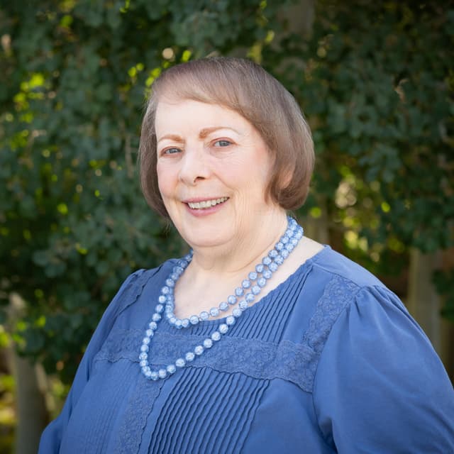 Melanie Lewis
