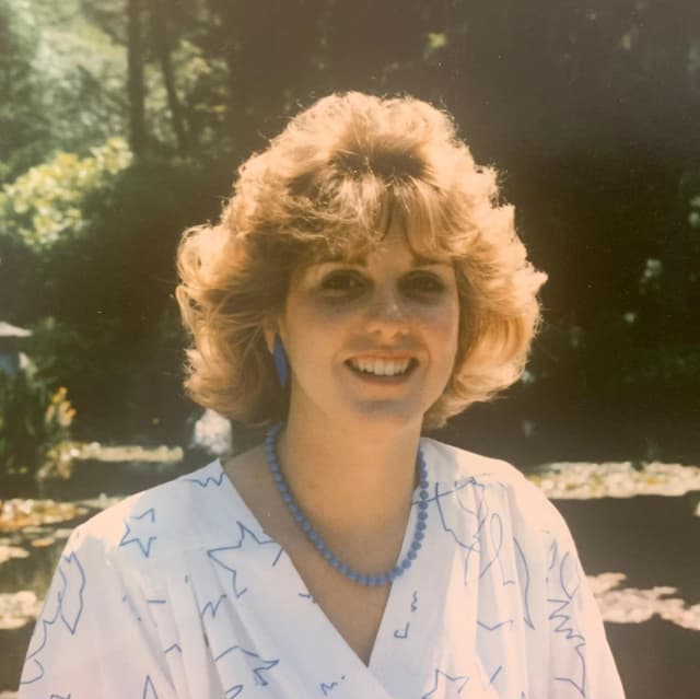 Shelley Lee Sakowski