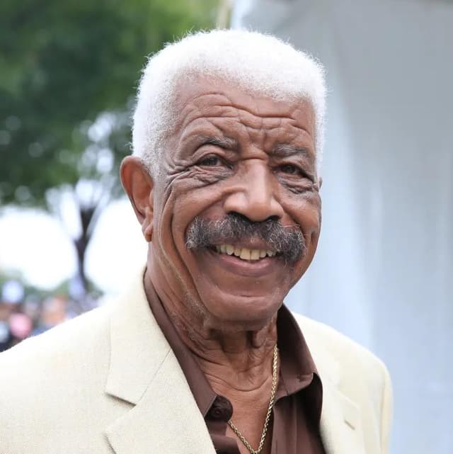 Hal Williams