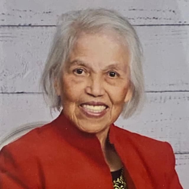 Elizabeth Ruiz